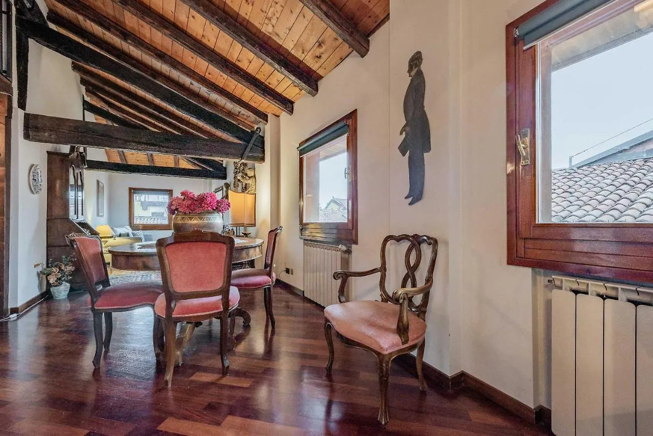 Realkasa Azeglio Apartments Bologna